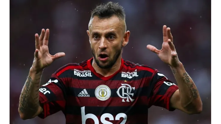 Rafinha vê falha no planejamento, mas exalta alvo para substituir Jesus
