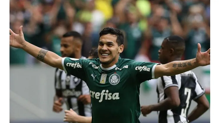 Briga entre Barros e empresário de Gómez trava renovação do zagueiro com o Palmeiras