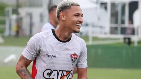 Presidente do Vitória confirma ida de Neilton para o Coritiba