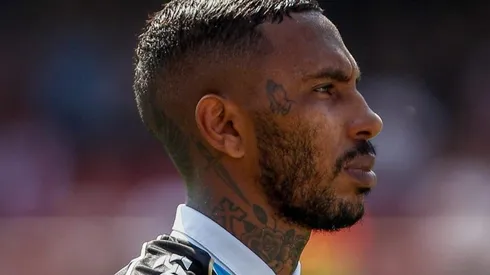 Paulo Miranda vira alvo do Vasco e diretoria do Grêmio bate o martelo