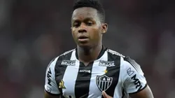 Meio-campista atleticano tem dando trabalho para a polícia durante a pandemia