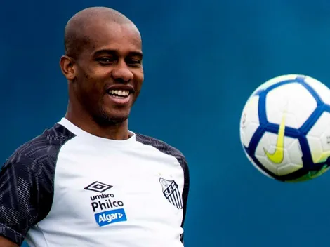 Após especulações de acordo com o Vasco, Copete tem situação definida