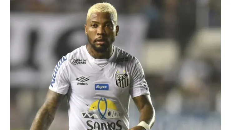 Santos: Marinho começa no banco contra o Santo André
