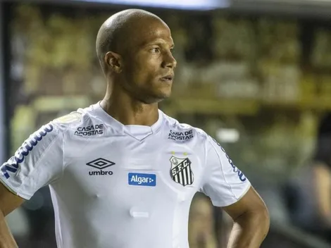 Empresário de Sánchez oferece craque a Palmeiras e Flamengo