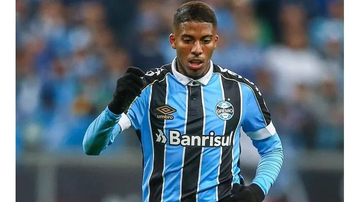 Renato sobre Jean Pyerre: "Na Europa, vão cobrar muito o que cobro"