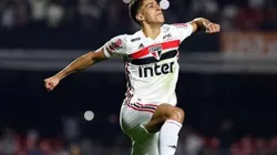 Vitor Bueno elogia novo titular do São Paulo