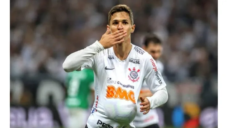 Mateus Vital e mais um jogador podem deixar o Corinthians em breve
