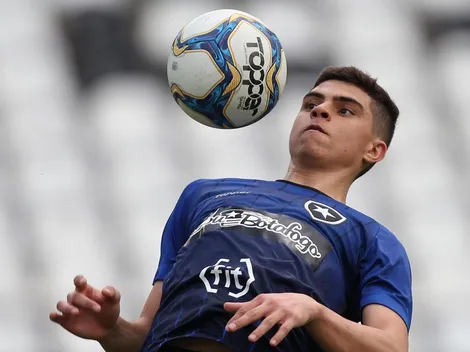 Lateral Fernando deve deixar o Botafogo rumo ao Porto B