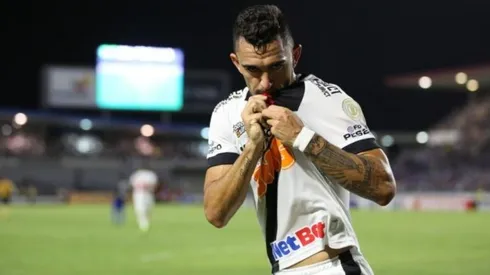 Raul comunica decisão ao técnico Ramon Menezes