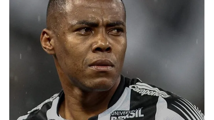 Ex-Corinthians, Fla e Galo, Elias é sondado pelo Botafogo