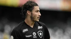 Autuori conversa com Marcinho e futuro do lateral é definido