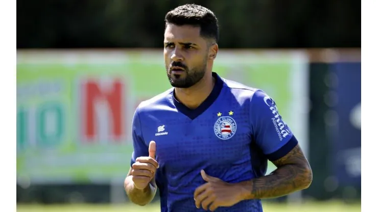 Sérgio Rodrigues define estratégia para contratar Giovanni