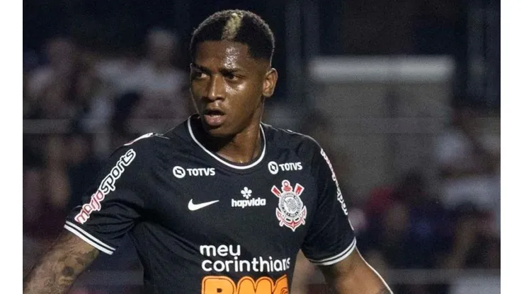 Corinthians oficializa devolução de Yony González e lateral ex-United é oferecido ao clube