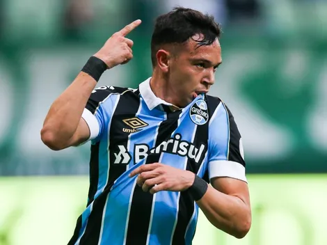 Pepê rouba a cena em 1º treino tático e puxa base do Grêmio