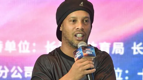 Justiça do Paraguai nega recurso e Ronaldinho segue em prisão domiciliar