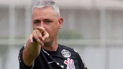 Tiago Nunes decreta saída de atacante do Corinthians