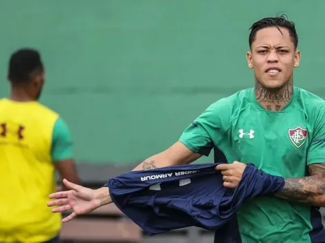 Fluminense vê base agradar e renova com lateral até 2022