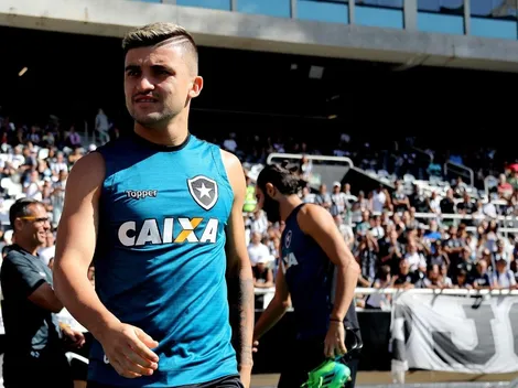 Chegada de Victor Luis coloca 3 nomes na vitrine no Botafogo