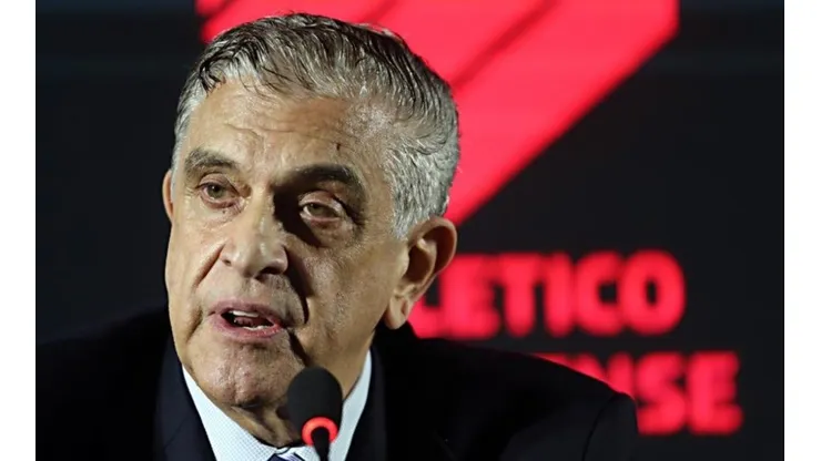 Petraglia pede por retorno do Campeonato Paranaense