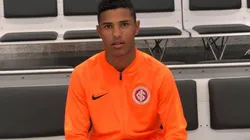 Vinícius Tobias tem multa rescisória milionária definida pelo Internacional