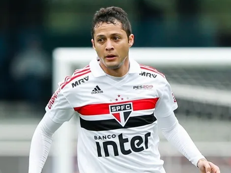 São Paulo se antecipa e define situação de Anderson Martins