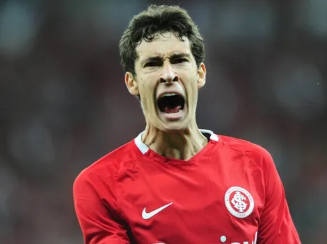 Dourado evolui nos treinos do Inter e VP faz previsão de retorno aos gramados