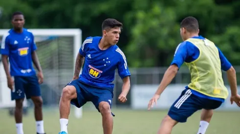 Athletico formaliza propostas para contratar volante do Cruzeiro