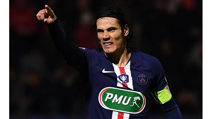 Cavani recusou sondagem de clubes brasileiros.