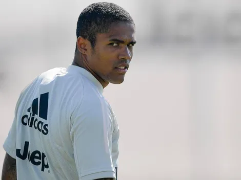 Douglas Costa entra na mira do Barça e Grêmio pode faturar em transferência