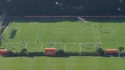 Manhã de sol no CT da Barra Funda. Segundo dia de treinos com bola no São Paulo (Foto: Alexandre Silvestre)