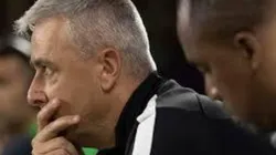 Tiago Nunes vê atacante rescindir com Timão e ir para clube do Qatar