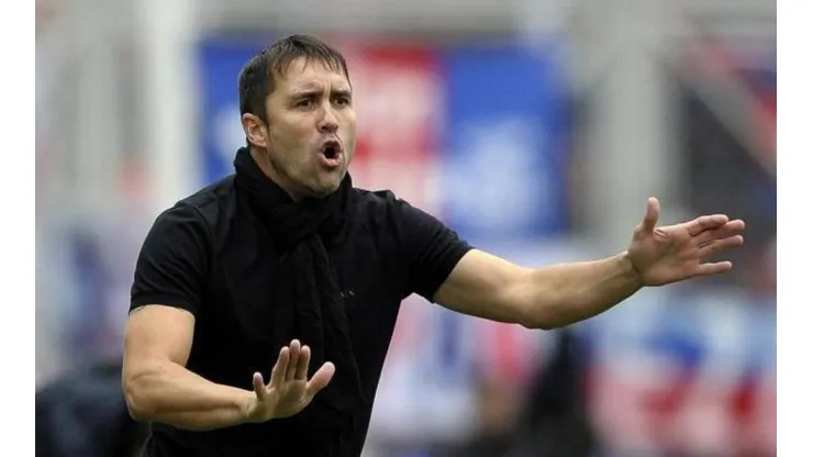 Inter define futuro de meio-campista fora dos planos de Coudet