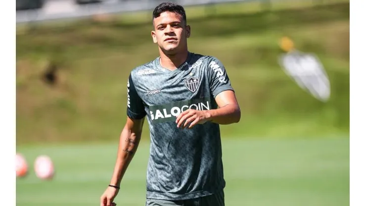 Galo negocia Hulk com Porto B, mas pode lucrar com ala no futuro