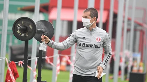 Número de infectados por Covid-19 sobe para 7 no elenco do Inter