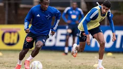 Cruzeiro fecha com atacante e concorrência aumenta para Angulo e Maurício