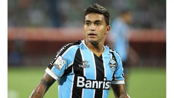 Grêmio pode ter lucro em negociação envolvendo Dudu no Palmeiras