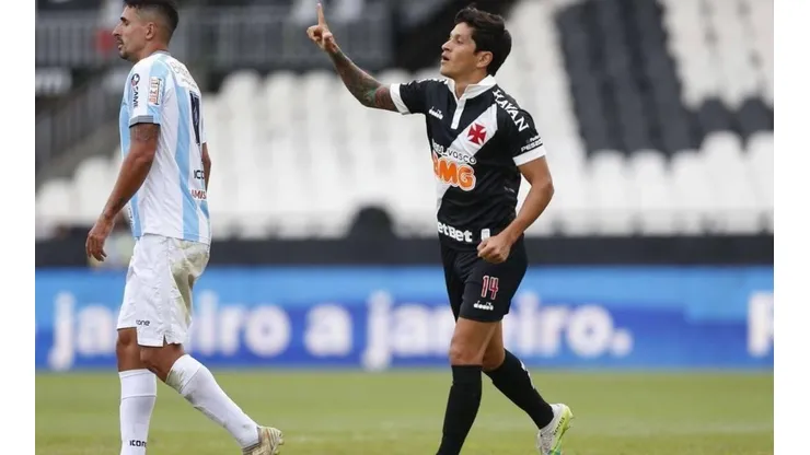 Hat-trick no Vasco faz Cano "desenterrar" críticos na Argentina