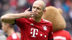 Robben anuncia retorno ao futebol