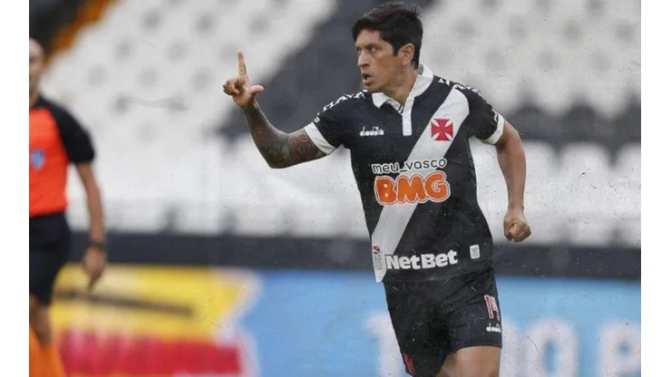 Pega a visão: Cano faz hat-trick e Vasco finalmente para de "abrir os braços"