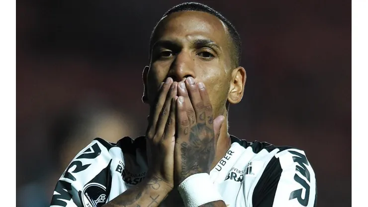 Otero pode surpreender Sampaoli após sondagens de rival do Galo