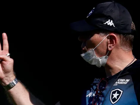 Montenegro revela proximidade de acerto com medalhão