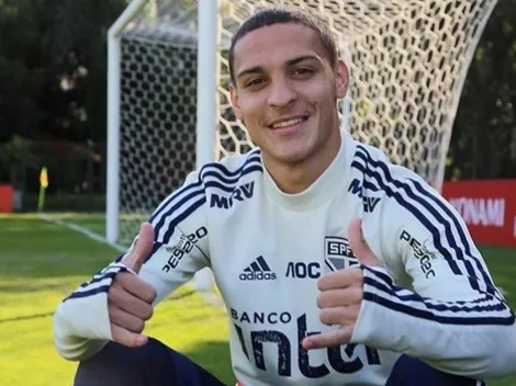 São Paulo avança em renovação de atacante para substituir Antony