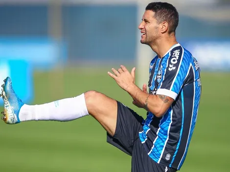 Thiago Neves rebate críticas feitas após recusar redução salarial no Grêmio