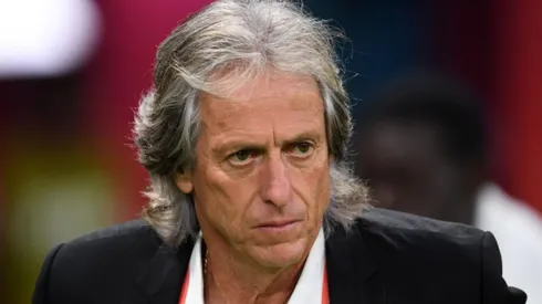 Benfica estuda investida em Jorge Jesus