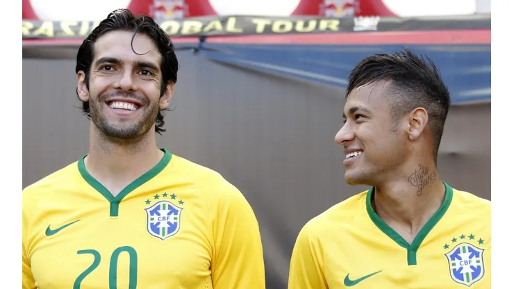 Kaká sai em defesa de Neymar