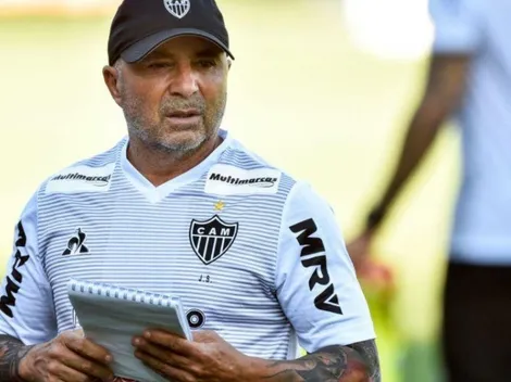 Atlético monta operação sigilosa para concluir contratação de centroavante