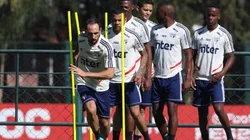 Defensor do São Paulo entra na mira do Botafogo