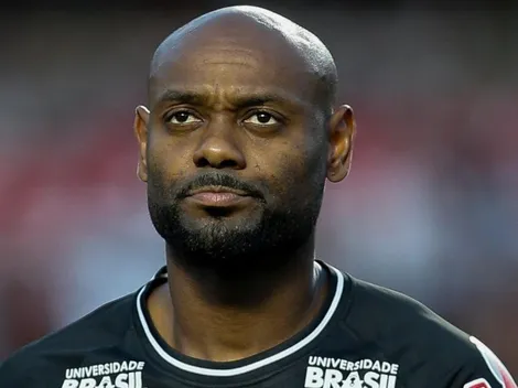 Vágner Love define novo clube após deixar o Corinthians