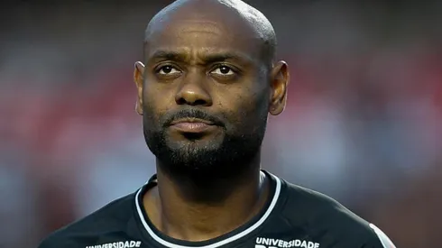 Vágner Love define novo clube após deixar o Corinthians