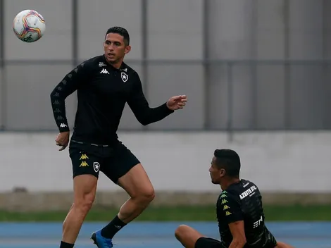 Após Joel Carli, Montenegro aponta próxima saída do Botafogo